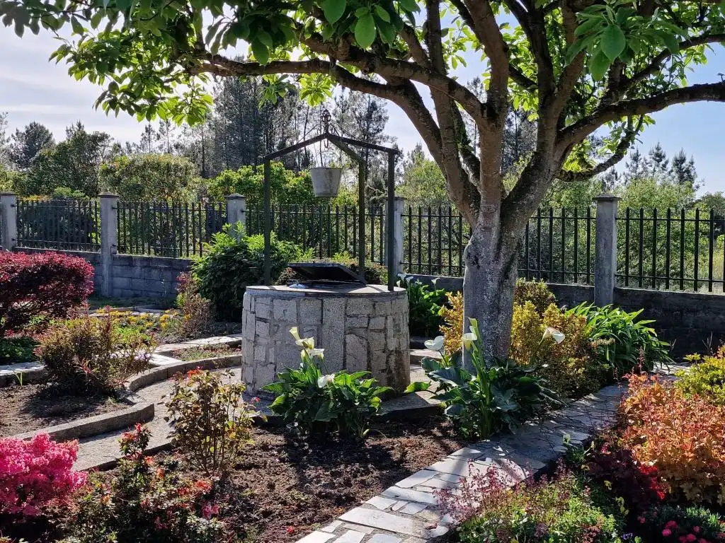 Jardín de Casa o chalet en venta en Ourense Capital  con Calefacción, Jardín privado y Parquet