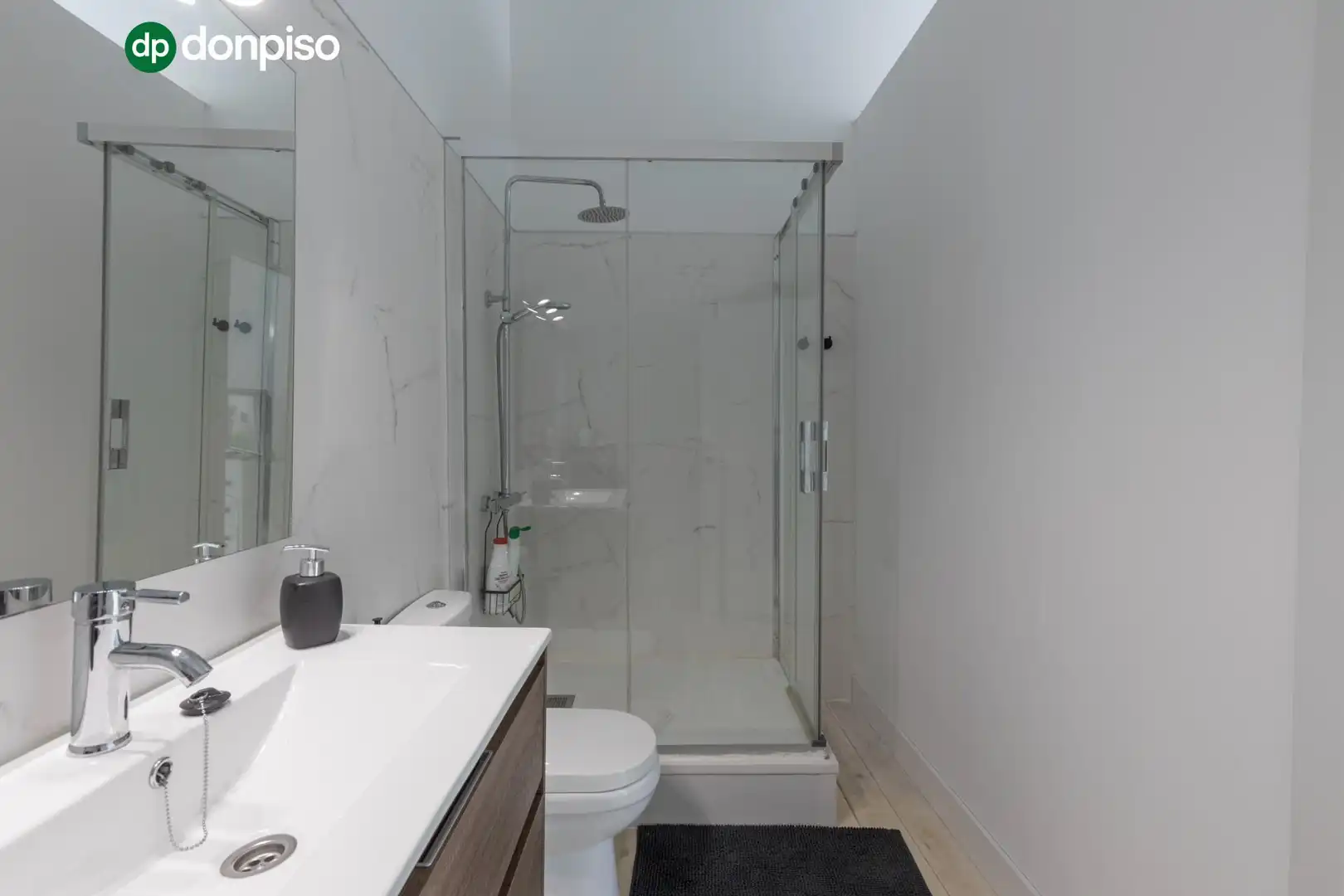 Baño de Casa o chalet en venta en Granada con Calefacción, Terraza y Trastero