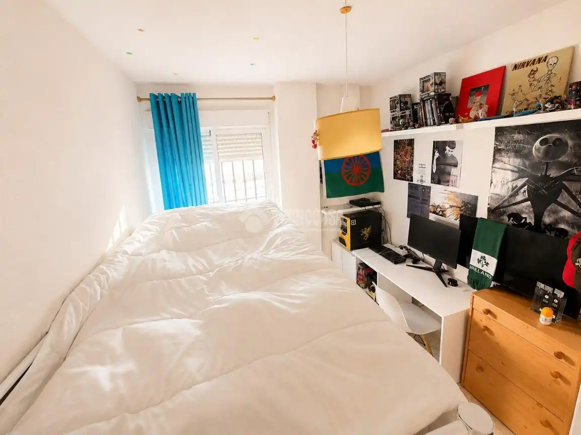 Bedroom of Flat for sale in Armilla  with Air Conditioner and Heating