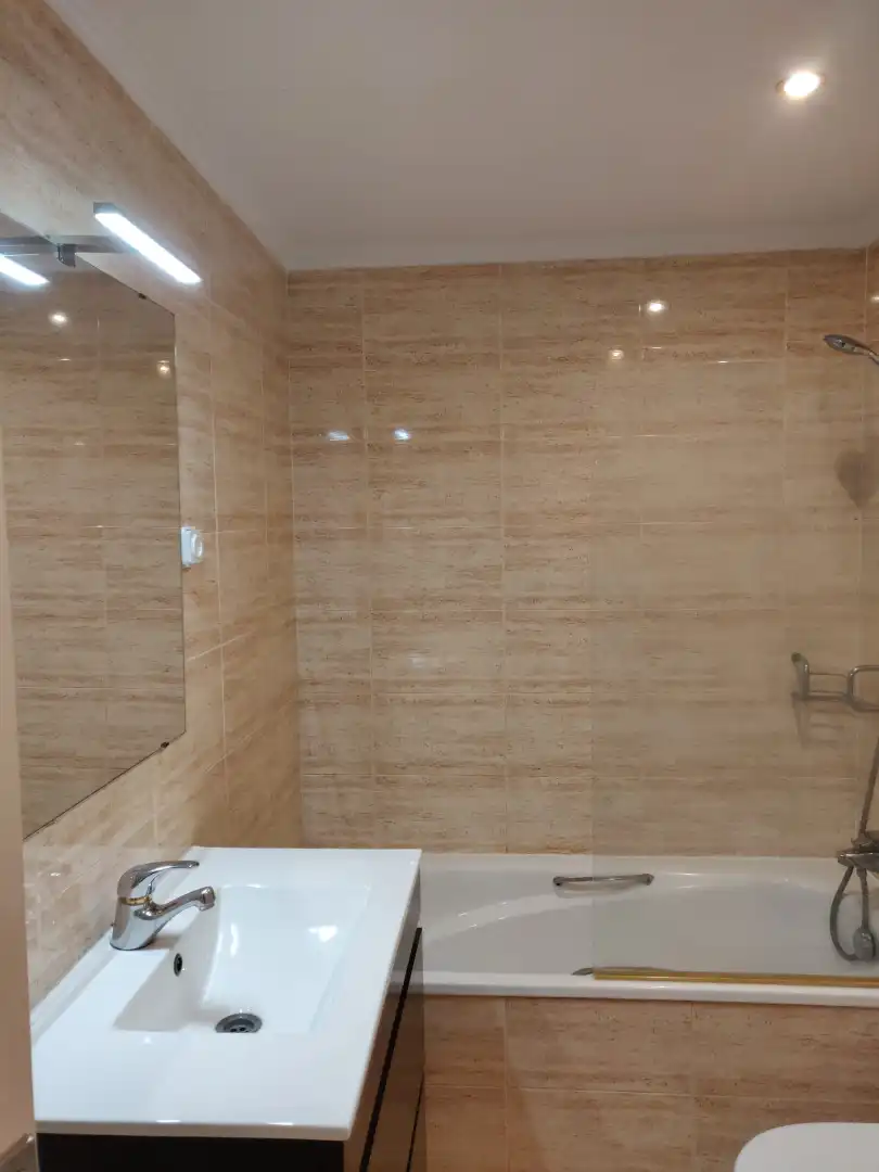 Baño de Piso en venta en Granollers con Calefacción, Parquet y Terraza