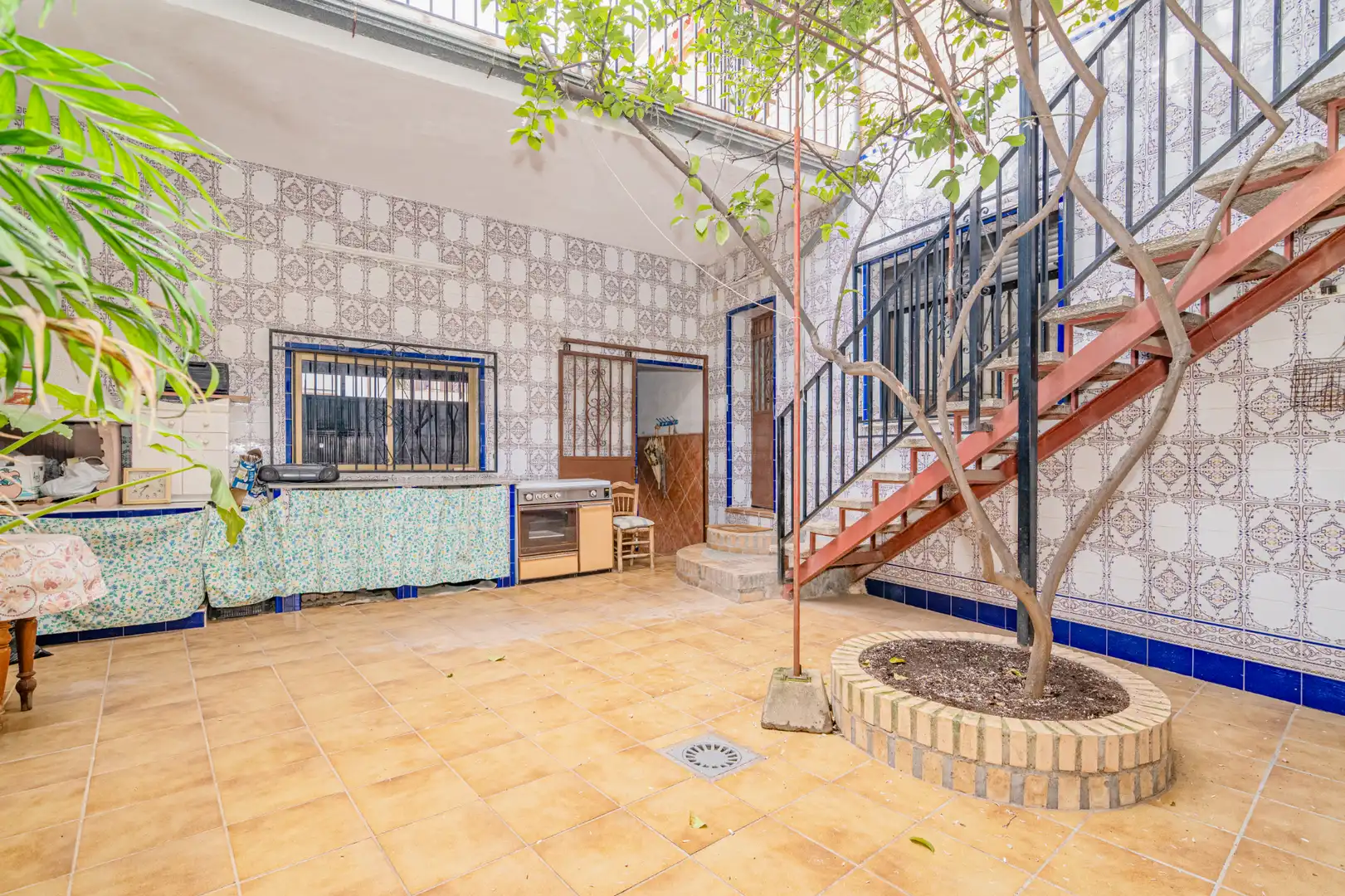Exterior view of Houses for sale in Alfacar  with Terrace and Balcony