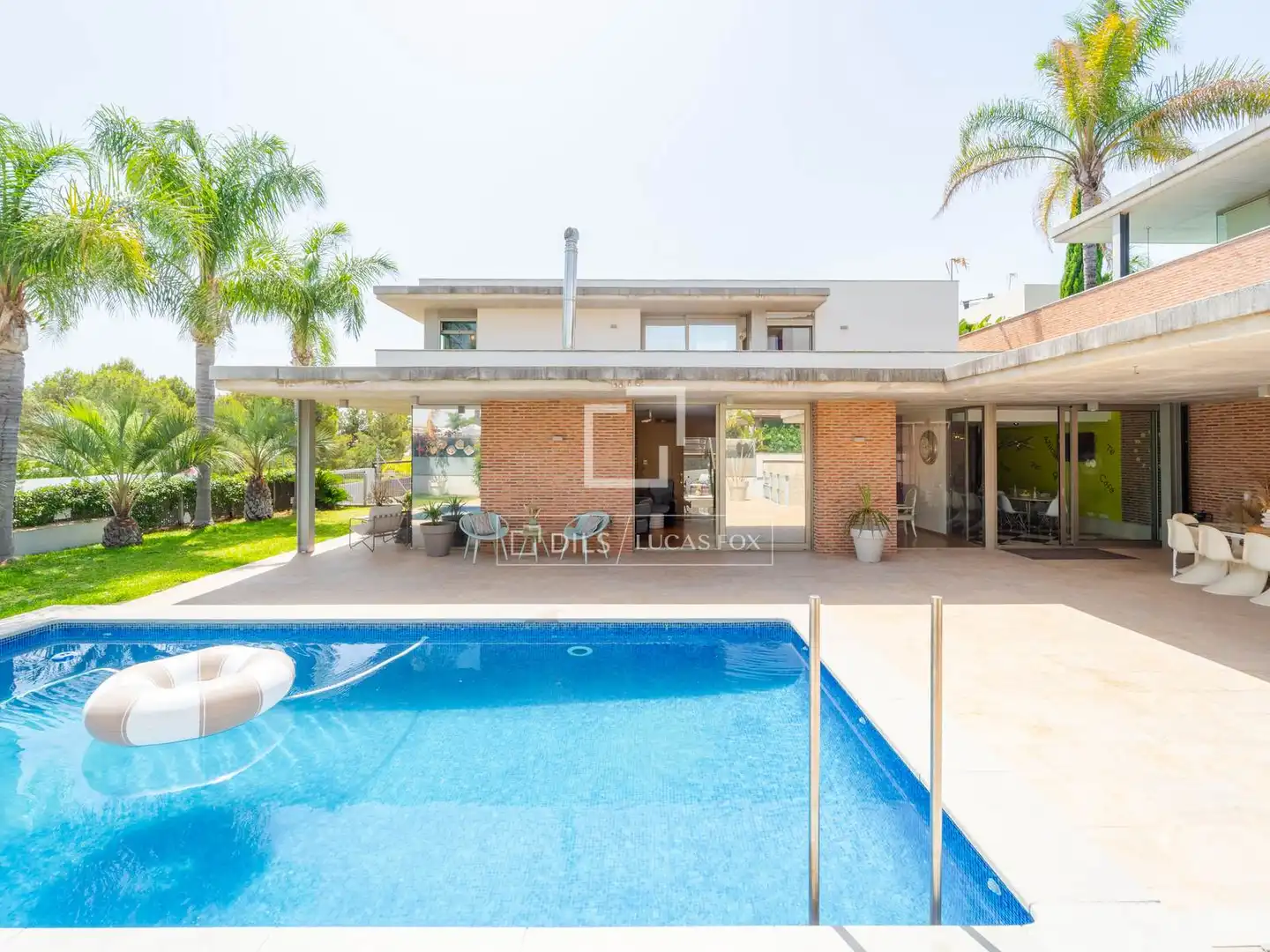 Piscina de Casa o xalet en venda en Bétera amb Aire condicionat, Jardí privat i Terrassa