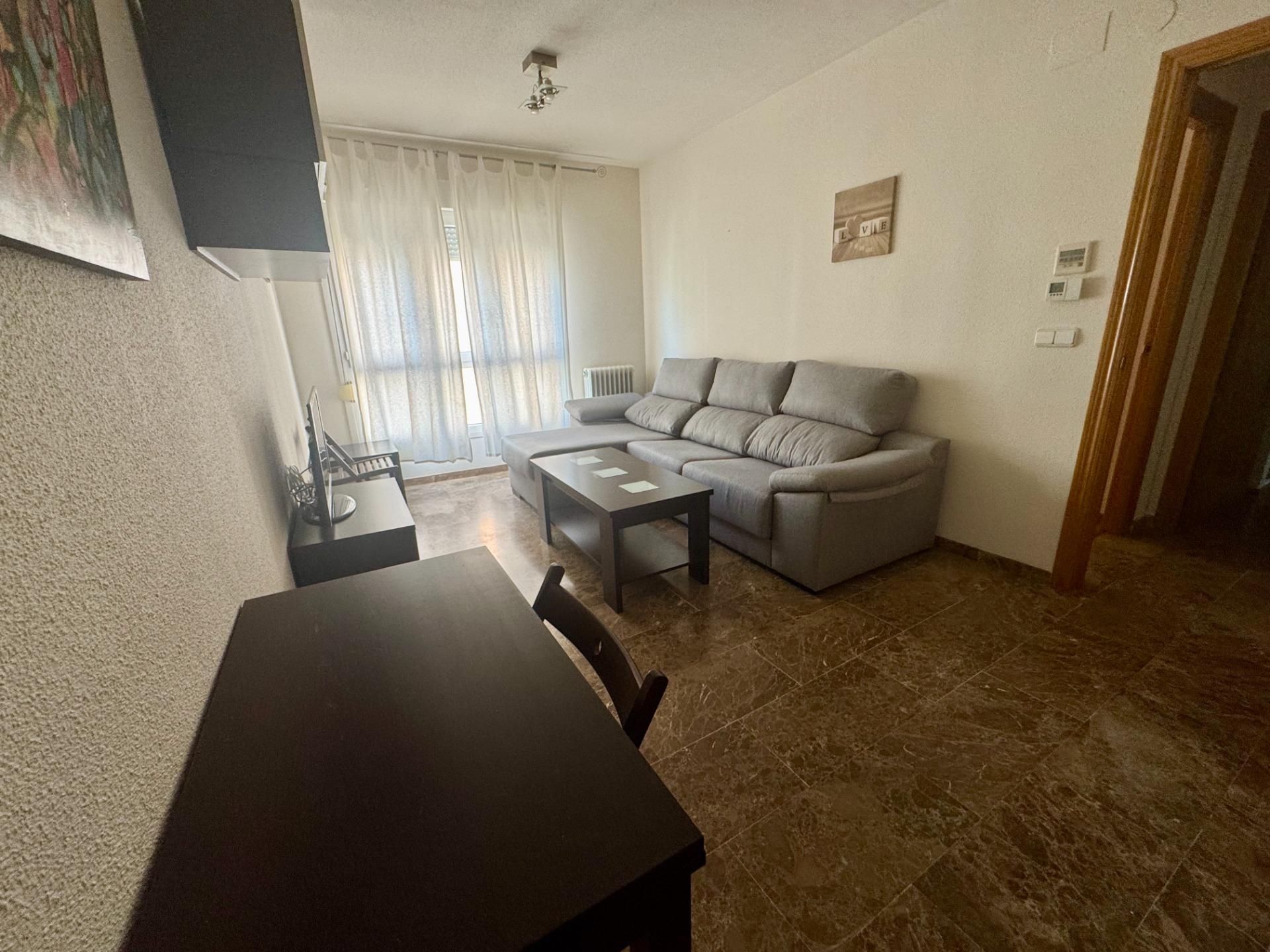 Living room of Flat to rent in  Granada Capital  with Air Conditioner and Heating