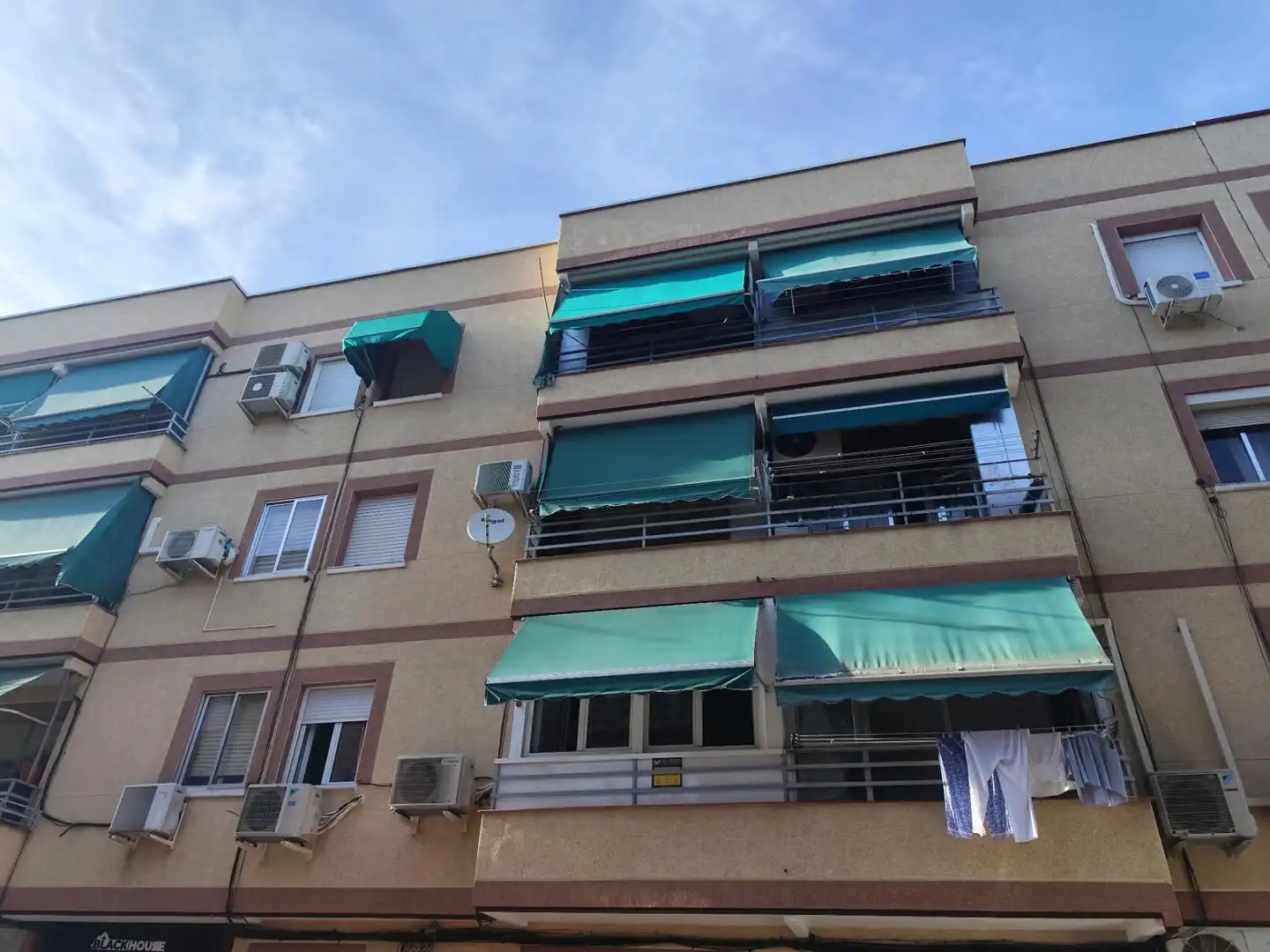 Flat with lift for sale in Calle Doña Romera