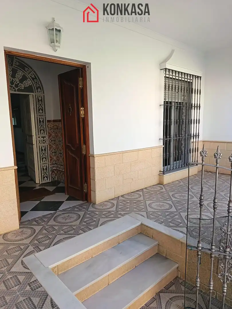 Casa o xalet en venda en Arcos de la Frontera amb Aire condicionat i Traster