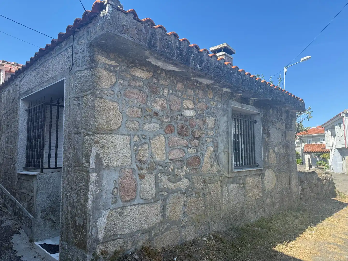 Exterior view of Houses for sale in Calvos de Randín  with Balcony