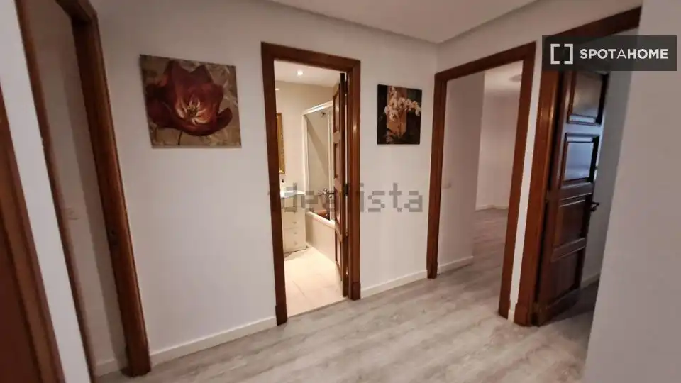 Flat for share in  Palma de Mallorca  with Air Conditioner, Heating and Furnished