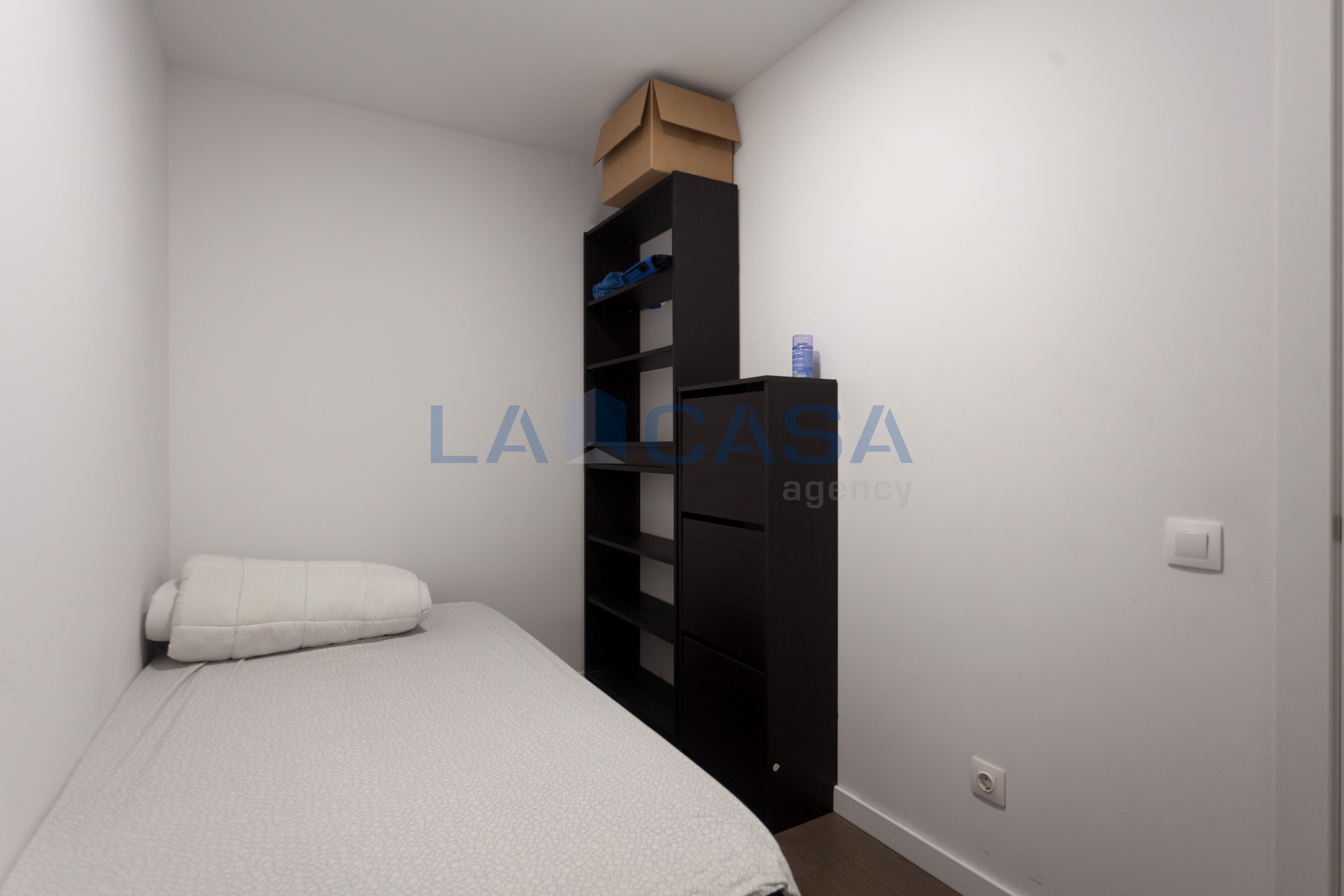 Habitación de Planta baja en venta en L'Hospitalet de Llobregat con Terraza