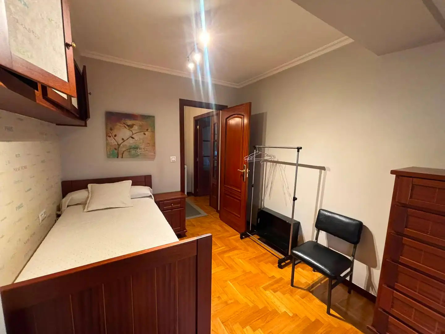 Habitación de Piso de alquiler en Vigo  con Amueblado, Horno y Lavadora