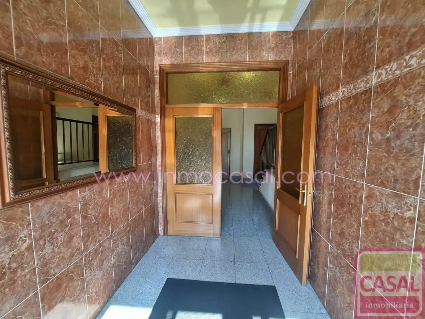 Vista exterior de Pis en venda en Mieres (Asturias) amb Calefacció i Moblat