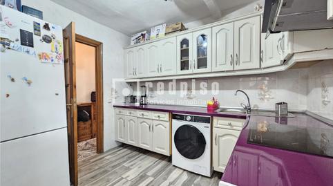 Foto 5 de Pis en venda a Reyes, Parla