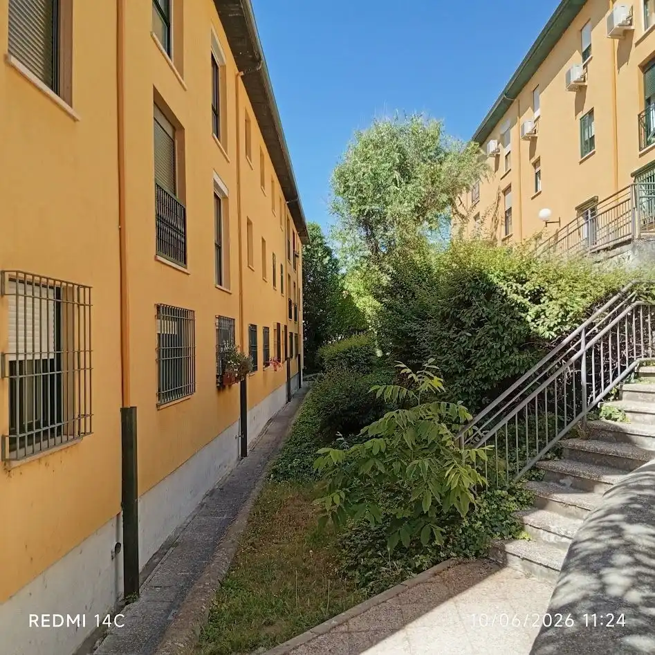 Außenansicht von Wohnung zum Verkauf in San Lorenzo de El Escorial mit Heizung und Abstellraum