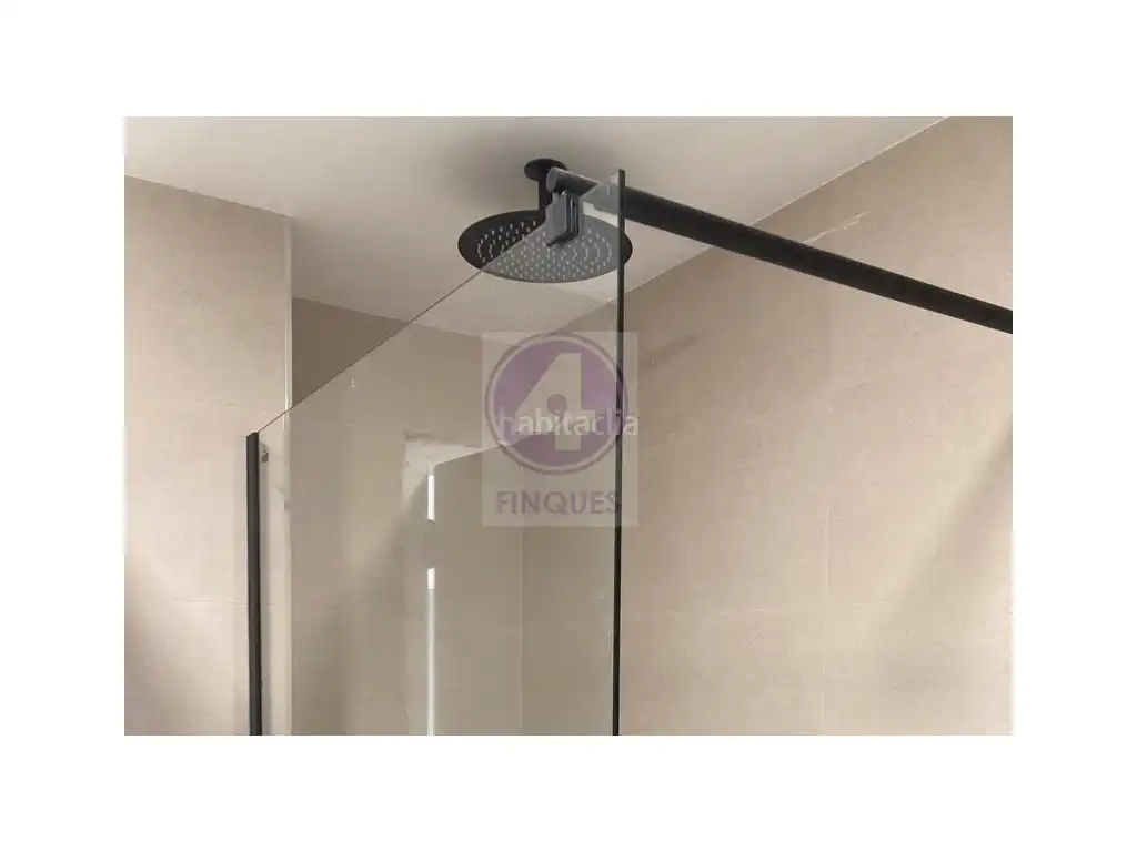 Bathroom of Flat for rent in Castell d'Aro, Platja d'Aro i s'Agaró  with Air Conditioner and Furnished
