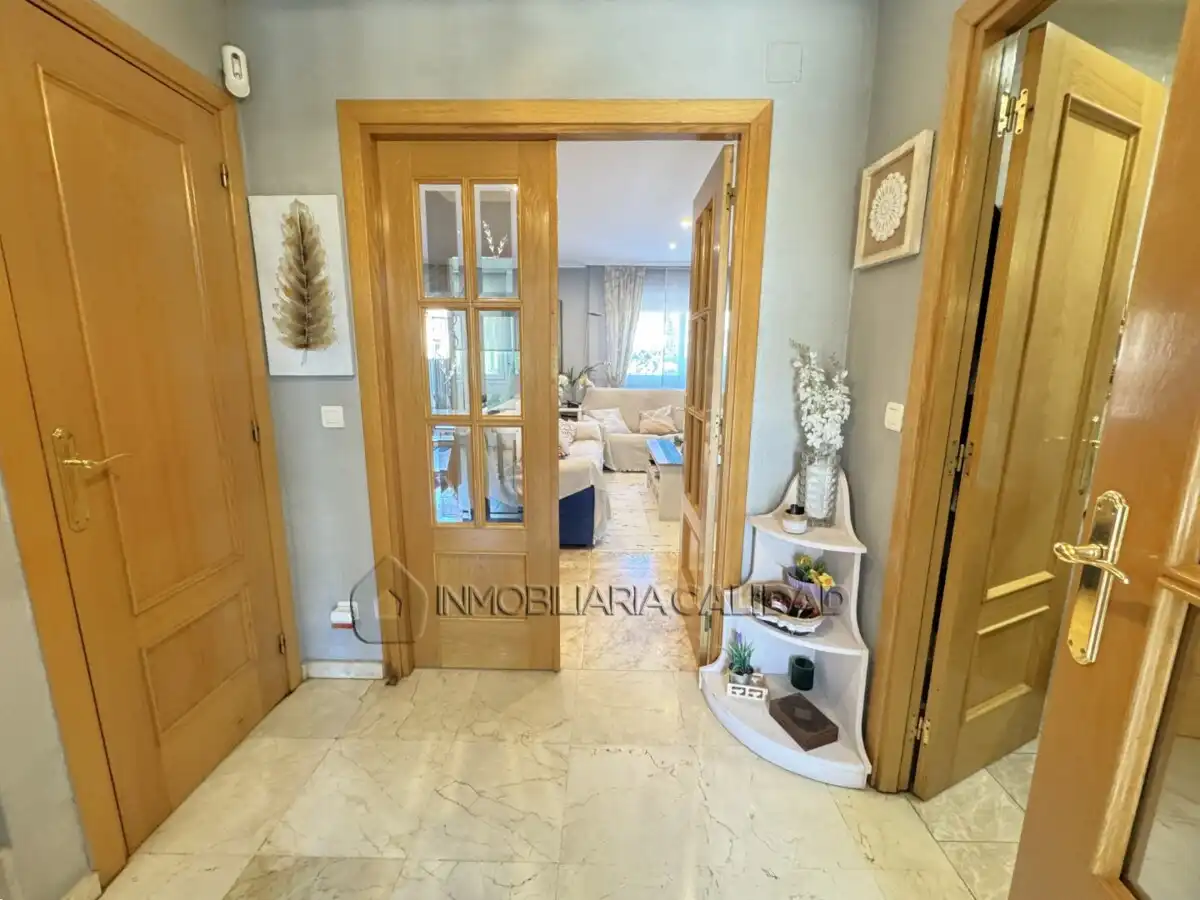 Casa o xalet en venda en Burgos amb Calefacció i Terrassa