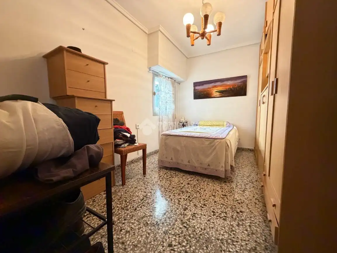 Habitación de Piso en venta en Xirivella con Terraza y Trastero