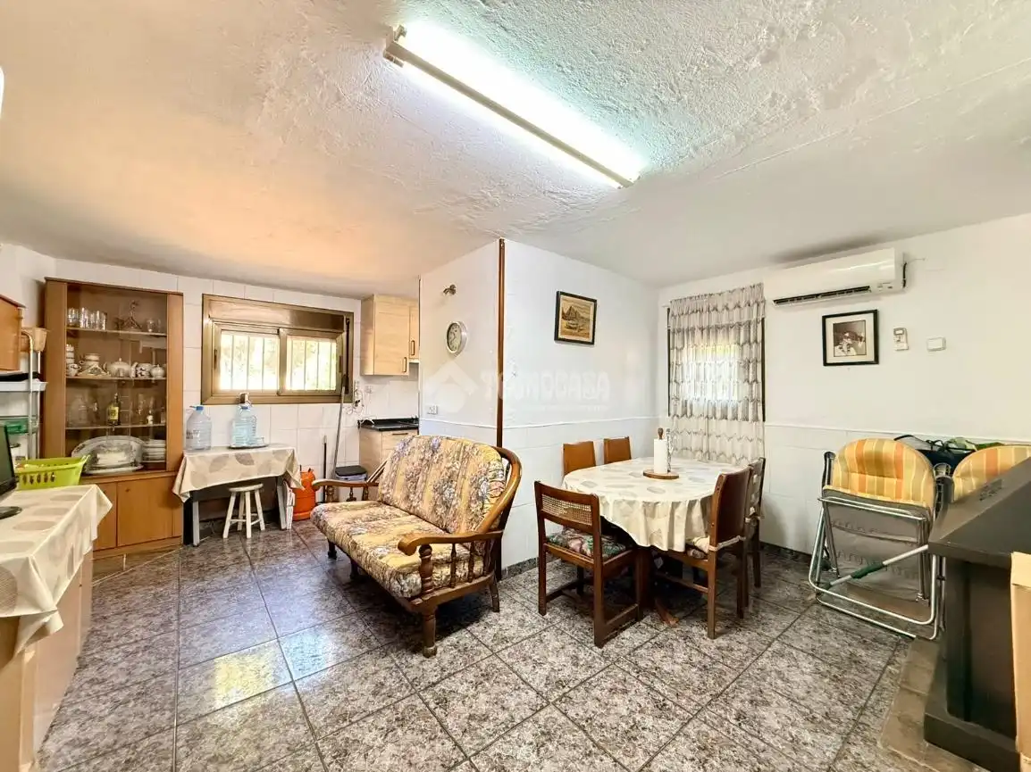 Casa o chalet en venta en Vilanova i la Geltrú con Aire acondicionado, Terraza y Piscina