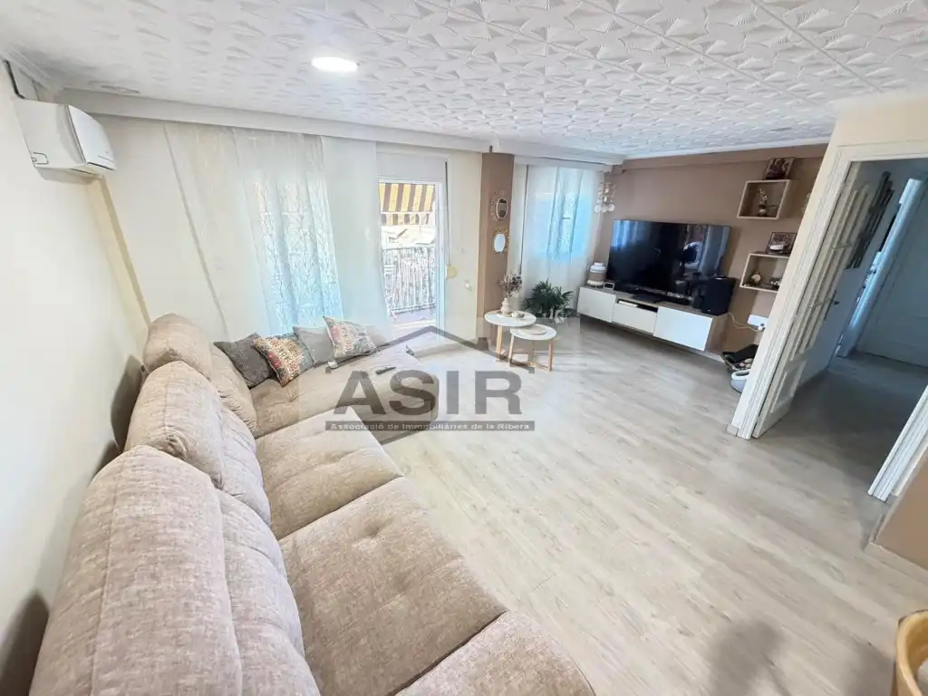 Sala d'estar de Pis de lloguer en Alzira amb Aire condicionat i Terrassa