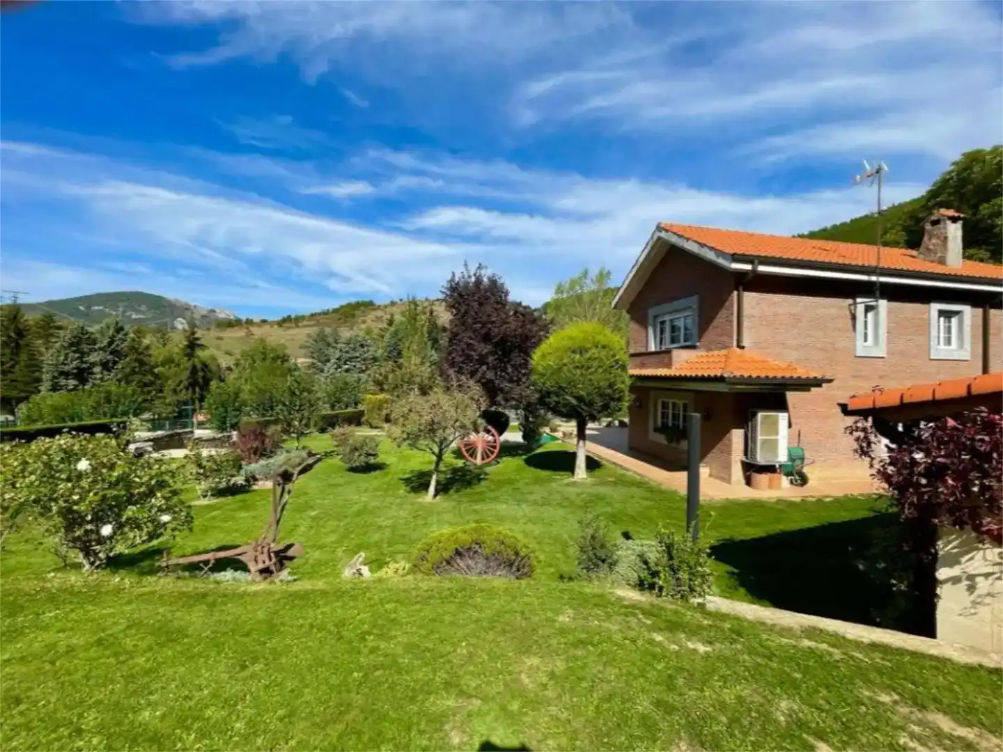 Jardín de Casa o chalet en venta en Cistierna con Balcón