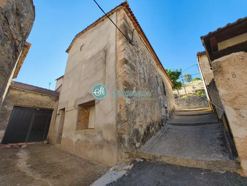 Vista exterior de Casa o chalet en venta en Fuentesoto con Calefacción