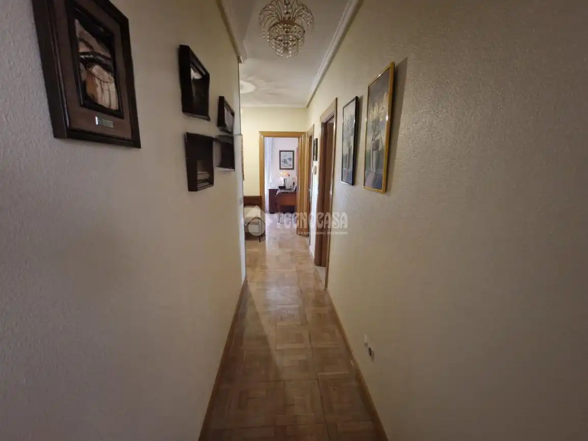 Piso en venta en Palencia con Calefacción, Parquet y Terraza