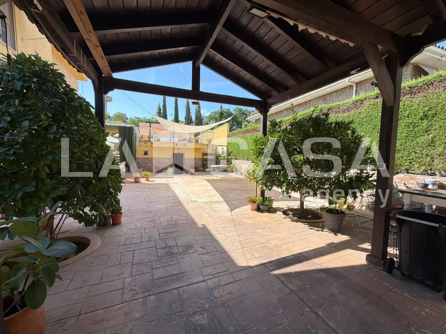 Casa aparellada amb piscina en venda a Cerros de Montequinto, imagen 30