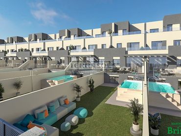 Adosado con piscina en venta en Urbanización Santa Rosa