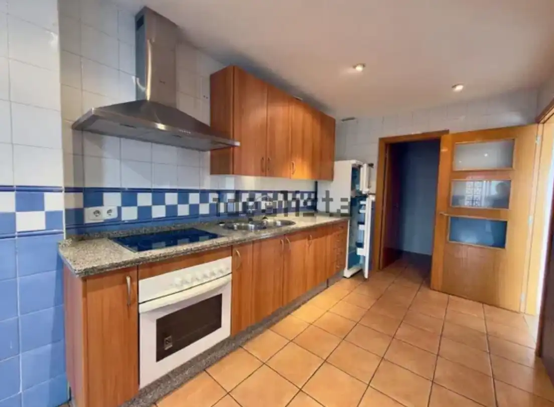 Cuina de Casa o xalet en venda en Badajoz amb Aire condicionat, Jardí privat i Terrassa