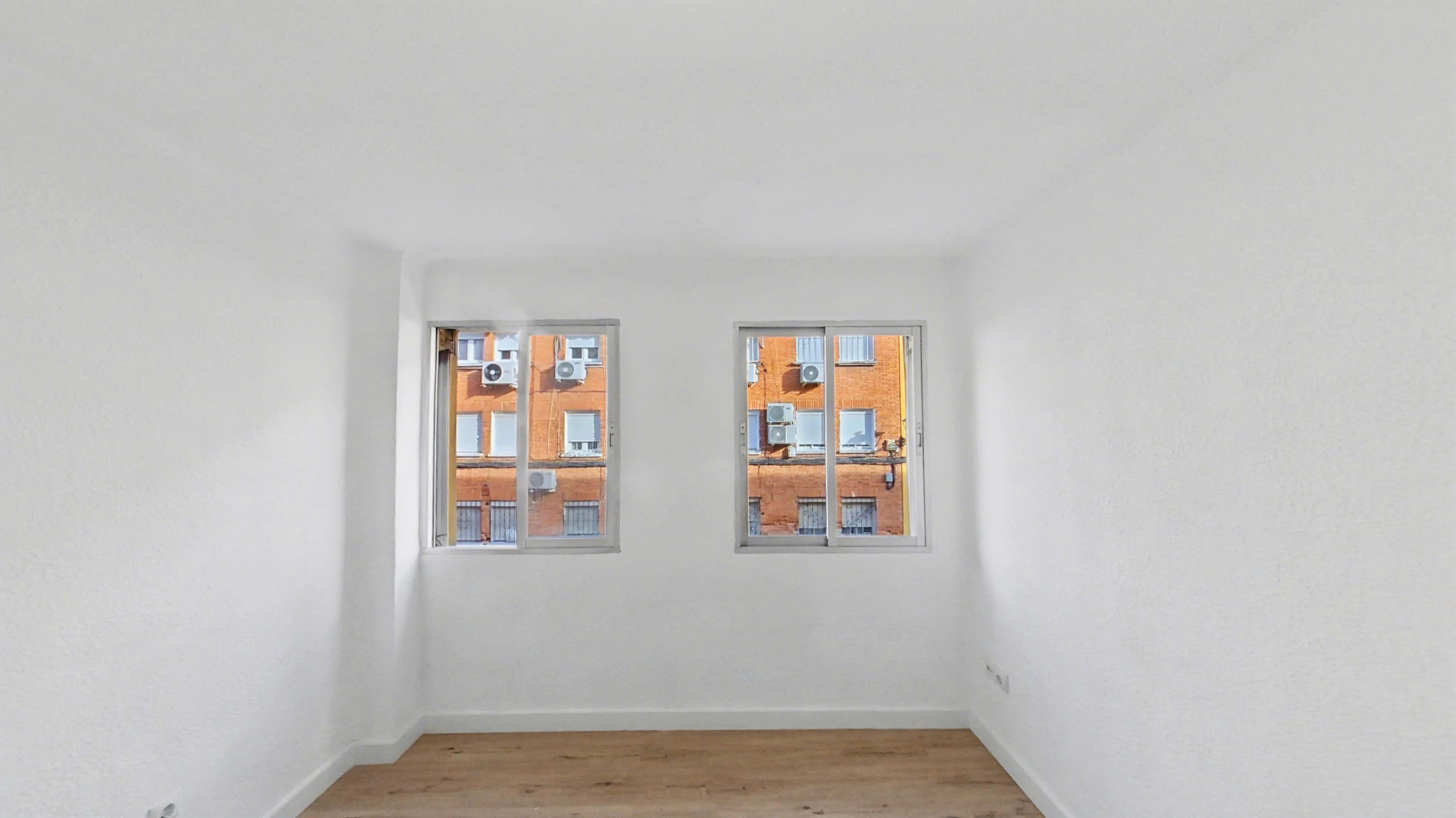 Dormitori de Pis de lloguer en Torrejón de Ardoz amb Es permeten mascotes