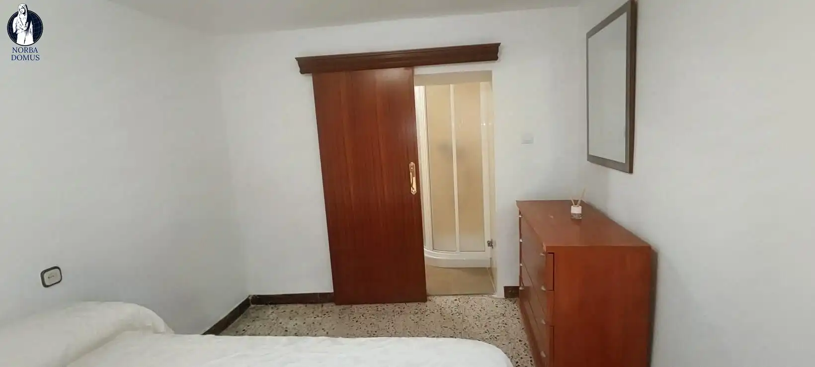Dormitori de Casa o xalet en venda en Cáceres amb Aire condicionat, Traster i Moblat