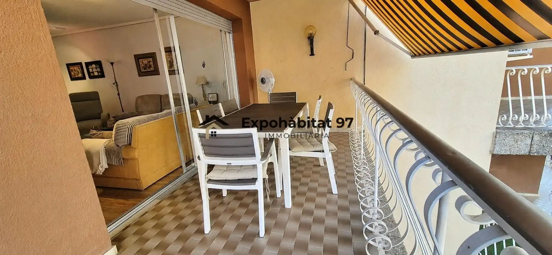 Apartament amb ascensor en venda a Carrer CARLES RIBA 5, imagen 2