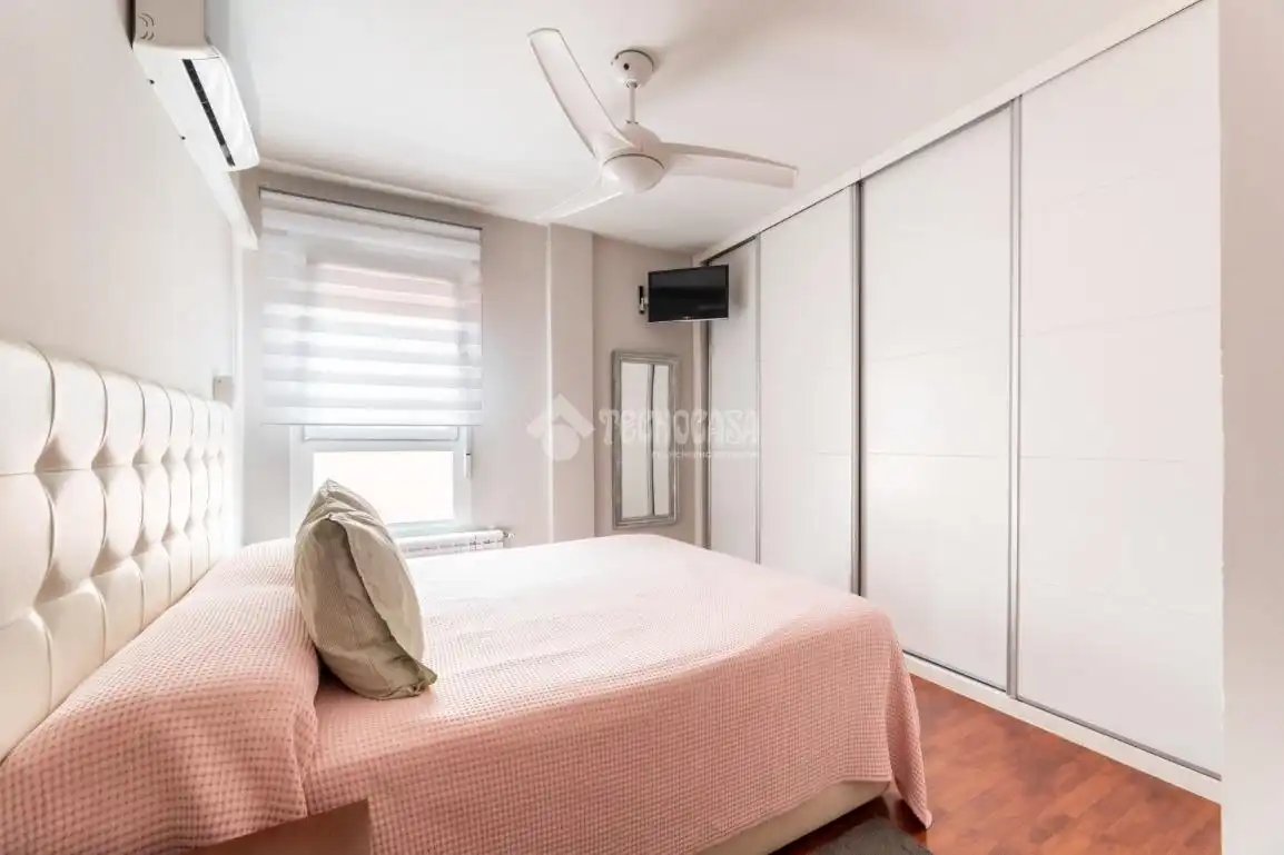 Habitación de Casa adosada en venta en Zona Carretera del Plantío