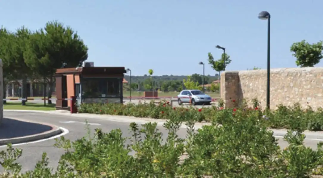 Residential land for sale in Laguna de Duero, imagen 7