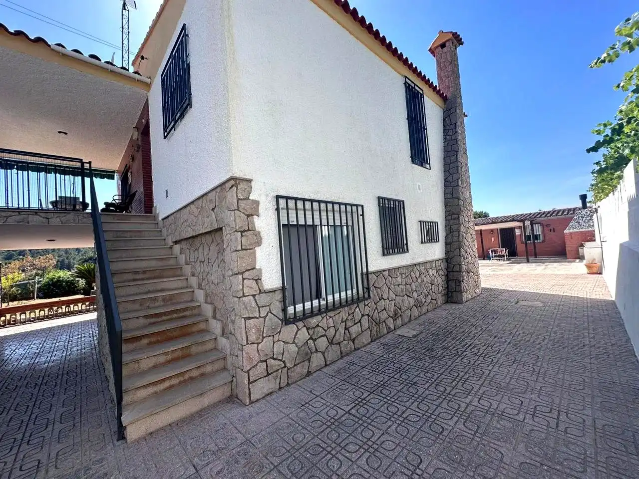 Vista exterior de Casa o chalet en venta en Borriol con Jardín privado y Terraza