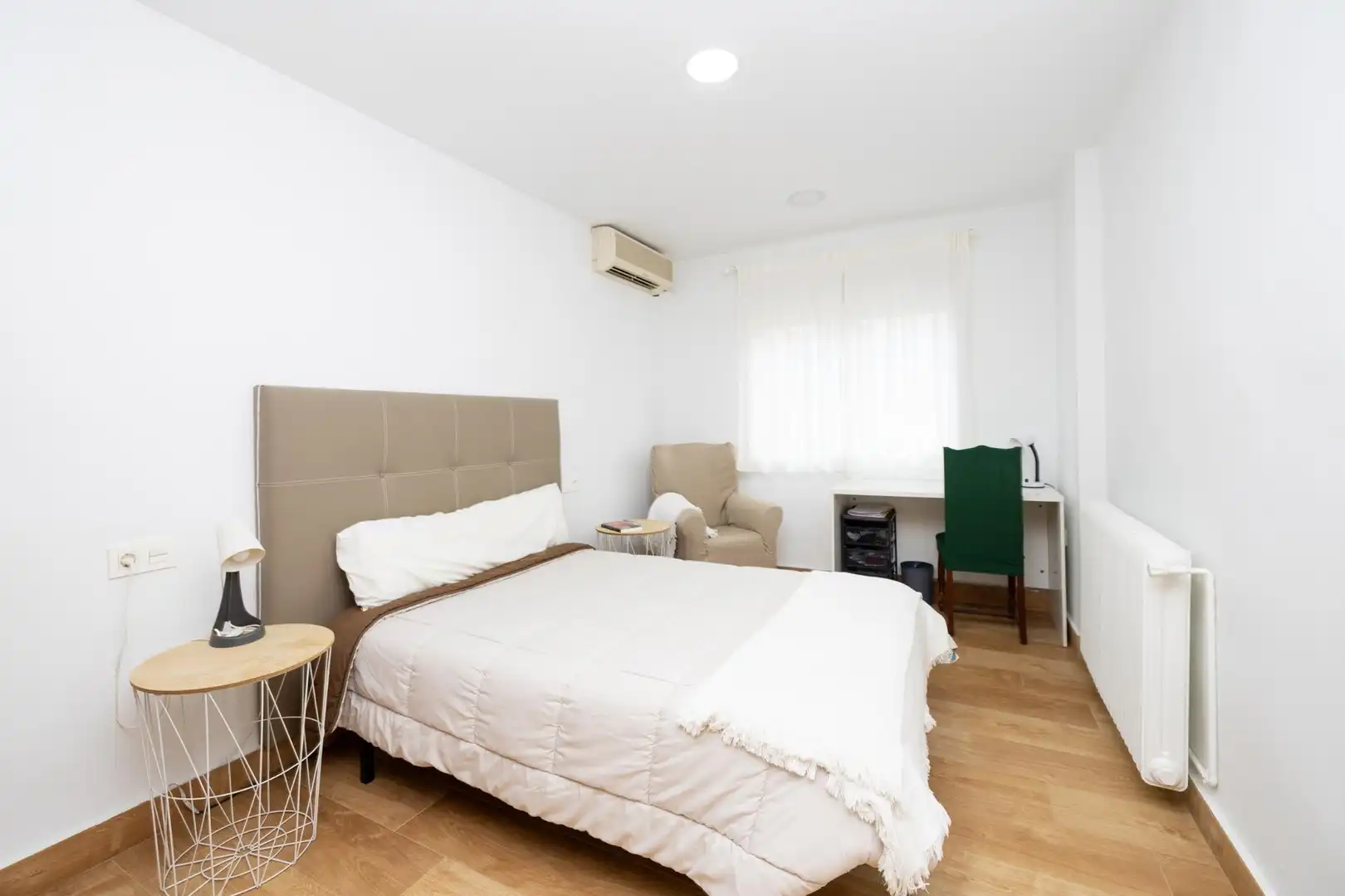 Habitación de Piso en venta en Granada con Aire acondicionado, Calefacción y Terraza