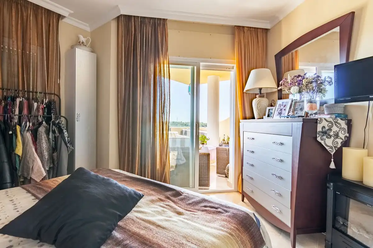 Bedroom of Flat for sale in Estepona  with Air Conditioner, Private garden and Terrace