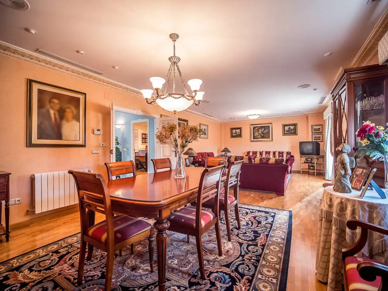 Villa mit Pool zum Verkauf in Calle Ronda Sur, imagen 4