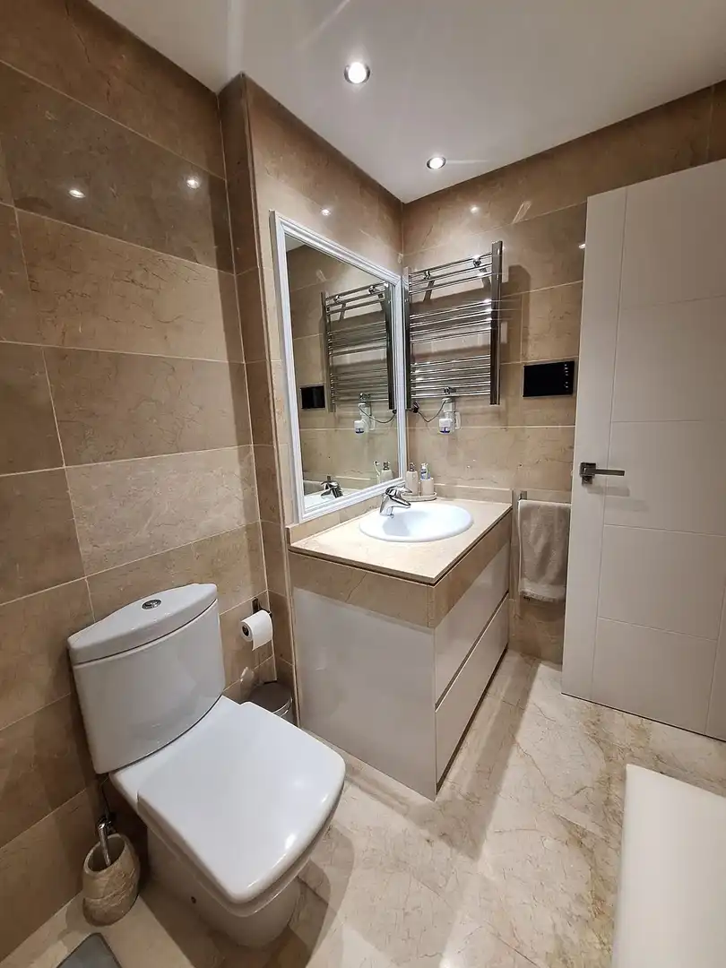 Apartament amb piscina en venda a Avenida Conde Rudi, imagen 13