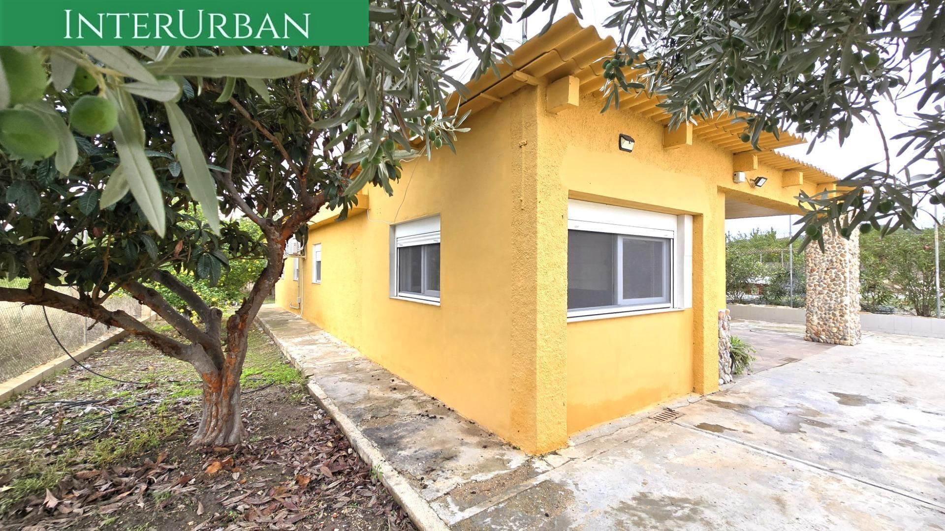 Exterior view of House or chalet for sale in Casinos  with Air Conditioner, Private garden and Terrace