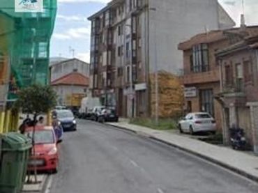 Pis amb ascensor en venda a Calle LA GLORIA