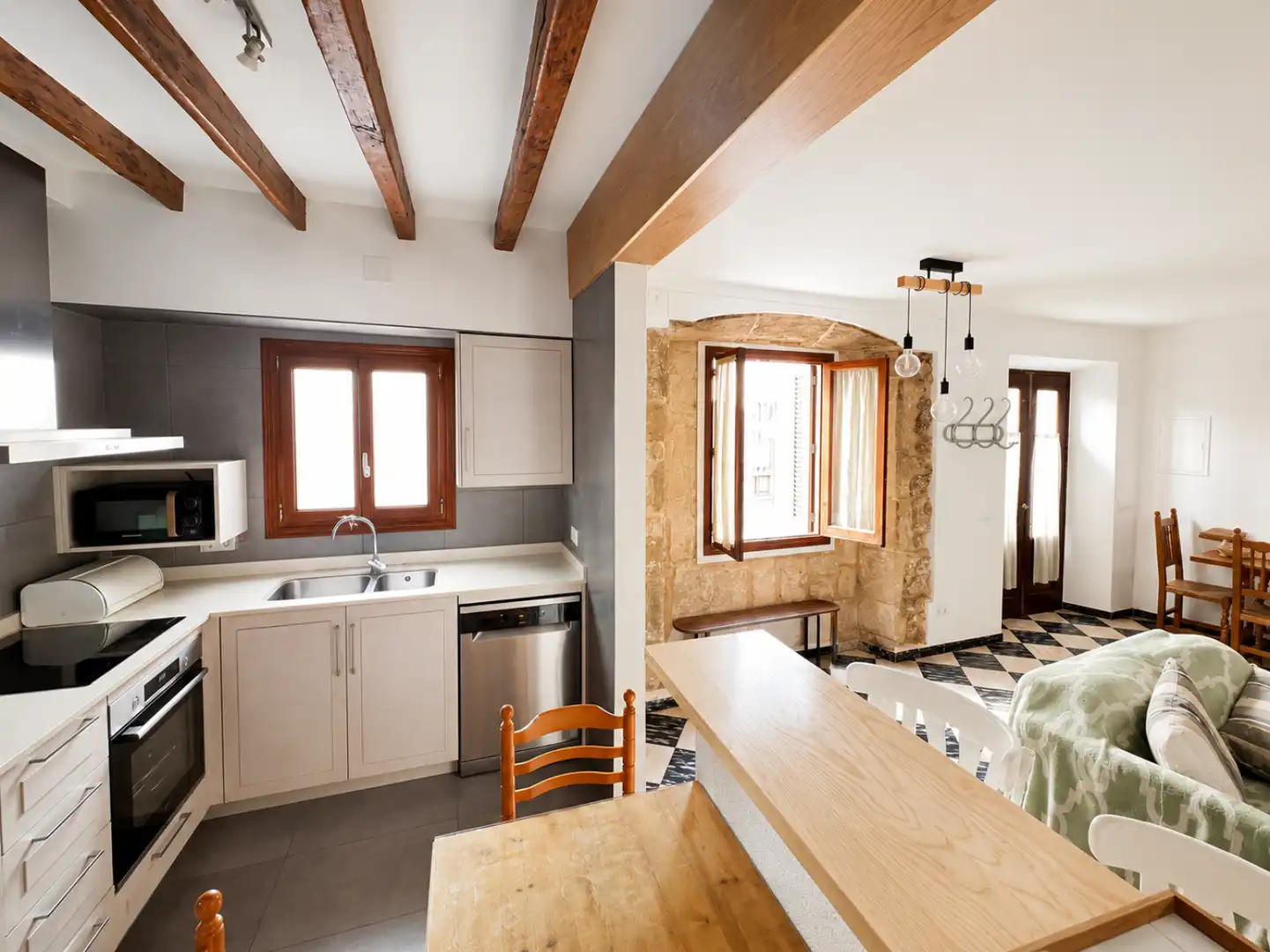 Cocina de Casa adosada de alquiler en Pollença con Aire acondicionado, Calefacción y Terraza
