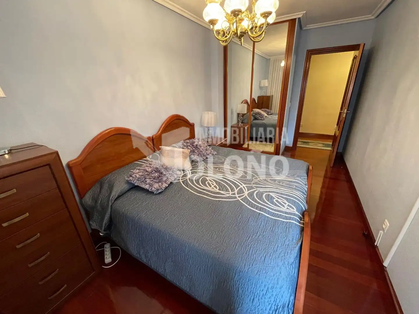 Habitación de Piso en venta en Castañares de Rioja con Calefacción, Parquet y Terraza