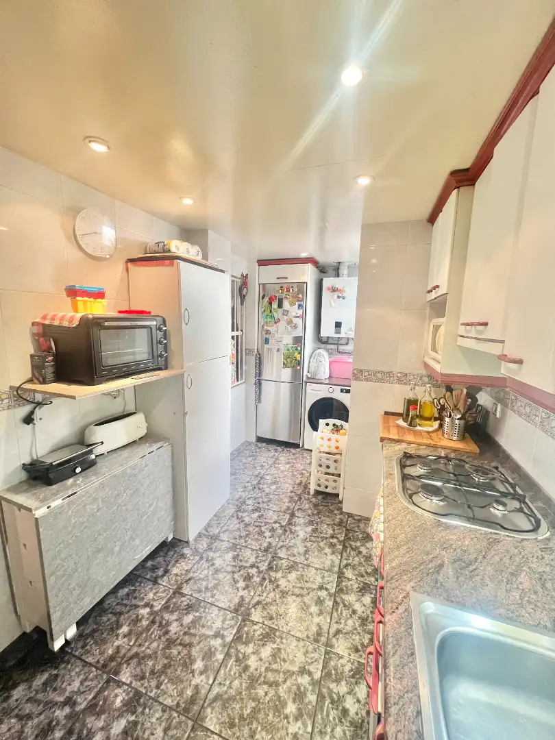 Cocina de Ático en venta en Sant Boi de Llobregat con Calefacción y Balcón