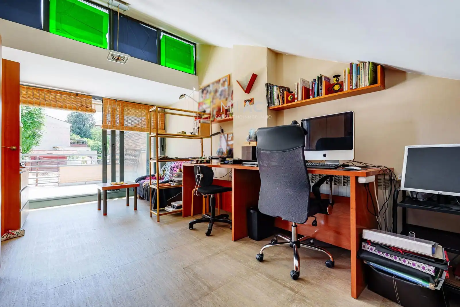 Casa adosada en venta en Madrid con Aire acondicionado, Calefacción y Jardín privado