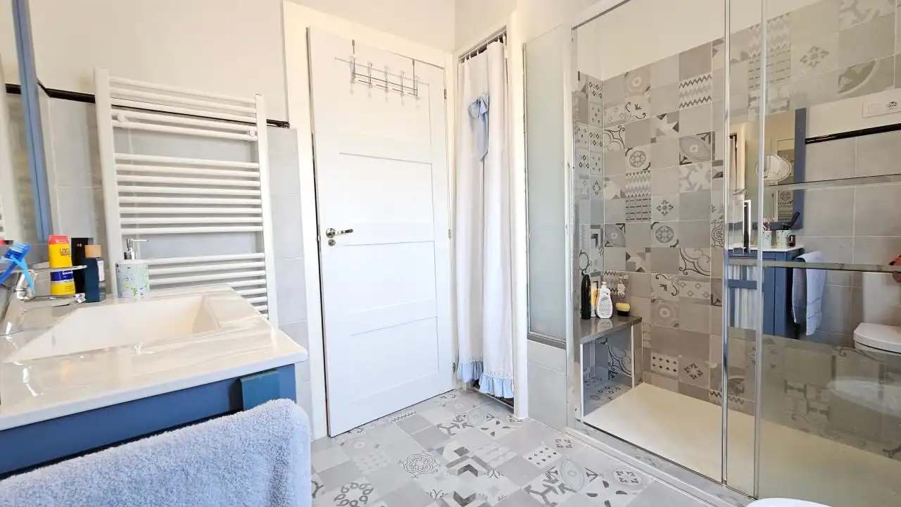 Baño de Casa o chalet en venta en Neda con Calefacción y Piscina