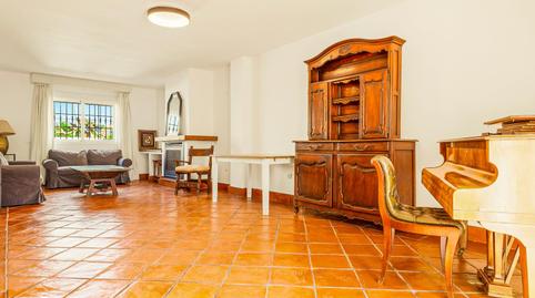 Foto 3 de Casa adosada en venda a Urb Tiro de Pichón, Calle Abedul, Guadalmina Alta, Marbella