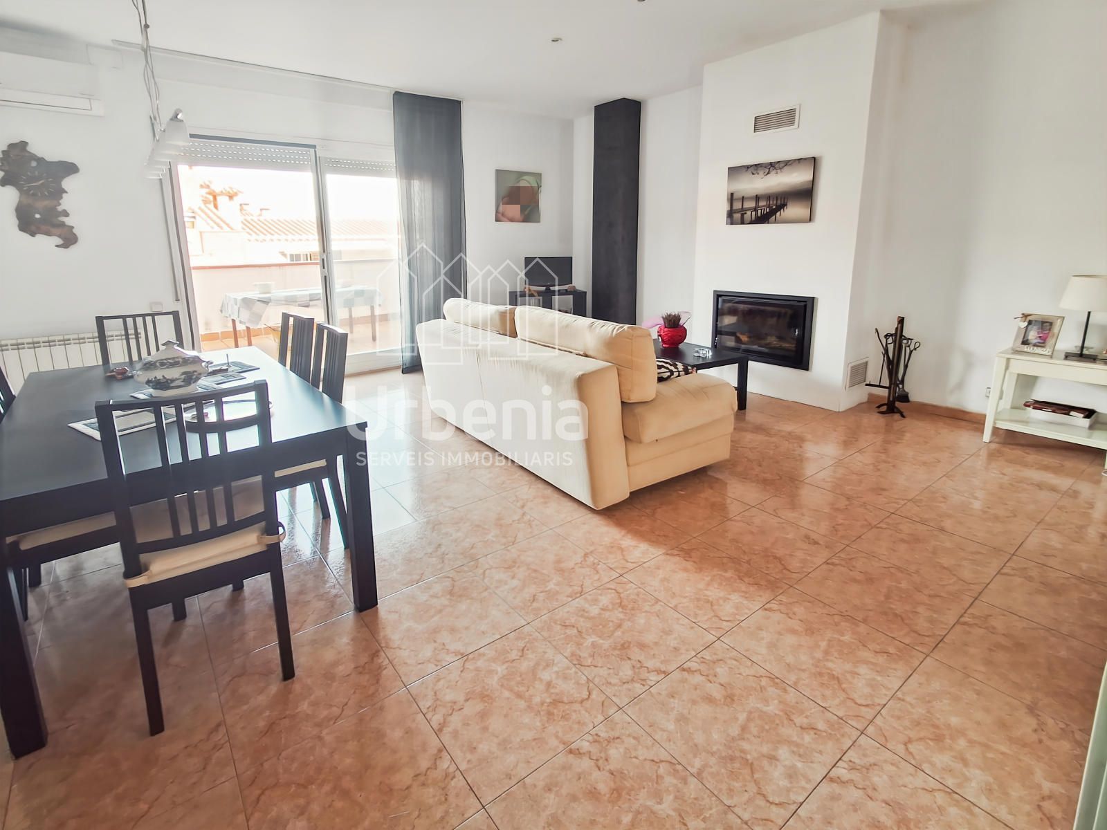 Living room of Houses for sale in Mataró  with Air Conditioner and Terrace
