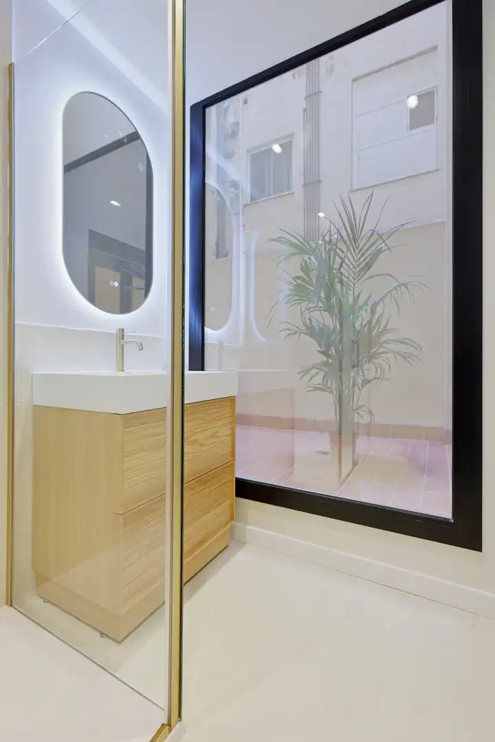 Bathroom of Flat for sale in L'Hospitalet de Llobregat  with Heating, Terrace and Balcony
