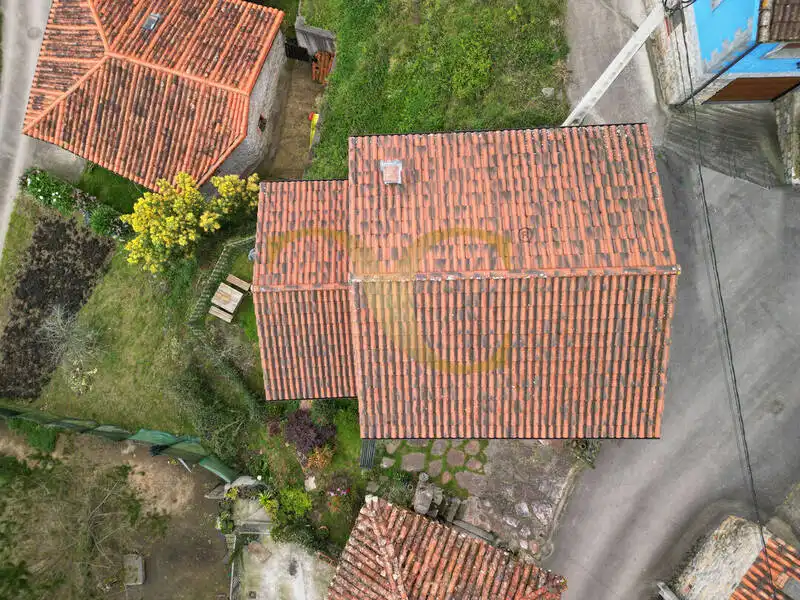Vista exterior de Casa o xalet en venda en Cangas de Onís amb Calefacció, Jardí privat i Terrassa