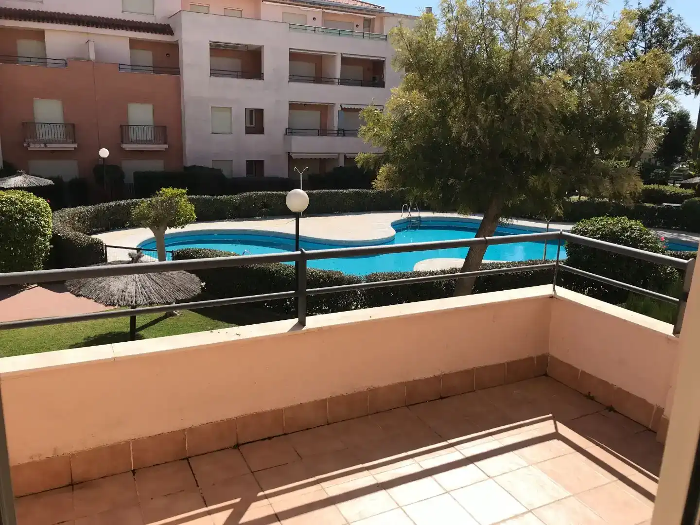Piscina de Apartament en venda en Rota amb Piscina i Balcó