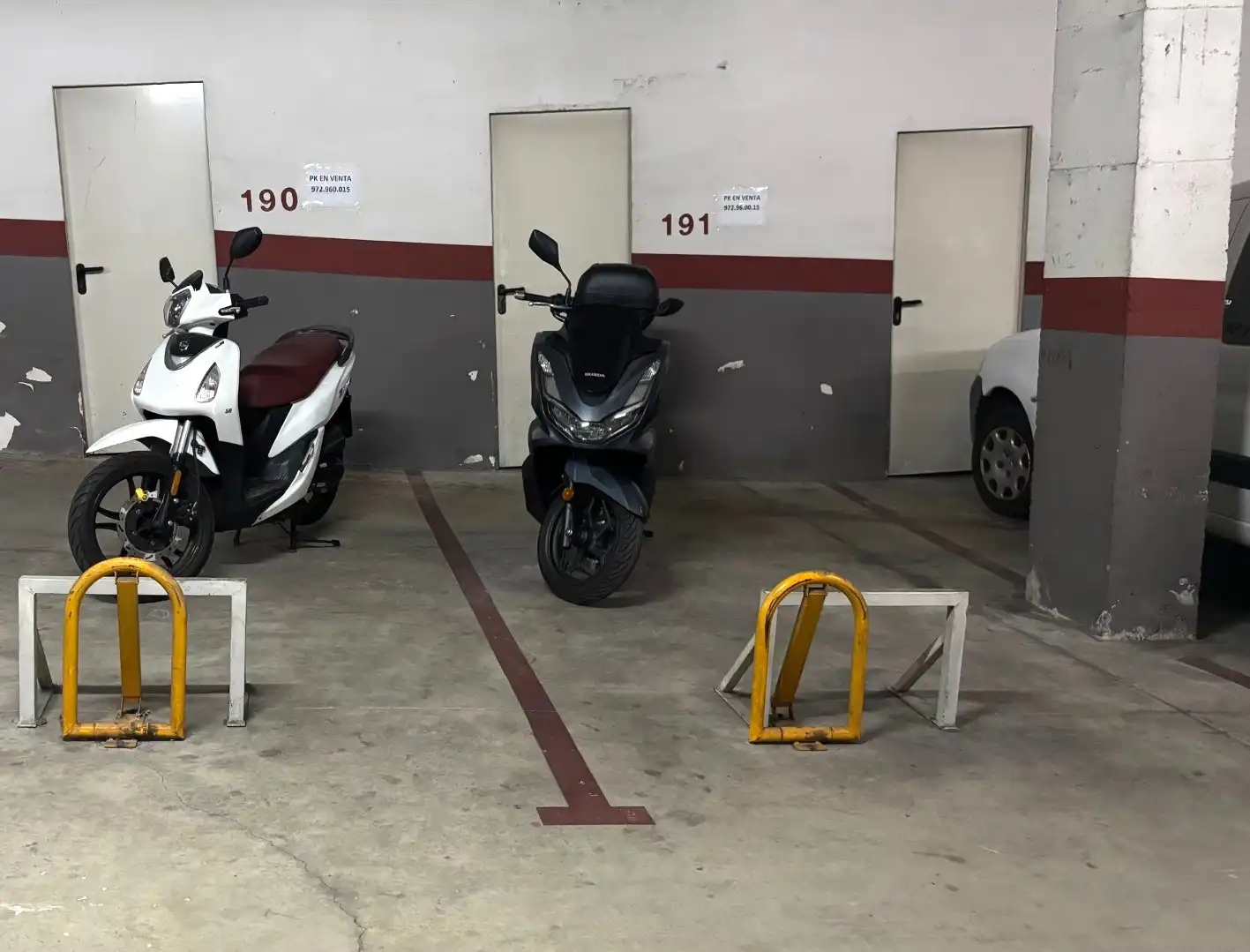 Individual con ascensor en venta en Carrer de les Antilles 30, imagen 3